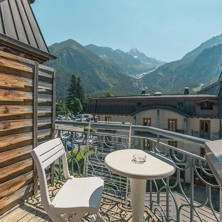 Le Cristal - Mont Blanc 13 - Happy Chamonix