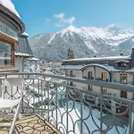Le Cristal - Mont Blanc 13 - Happy * Chamonix