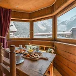 Le Cristal - Mont Blanc 13 - Happy