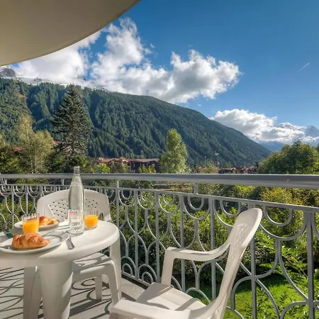 Le Cristal Mb13 Mountain View, Pool, Parking & Free Wifi - Happy Апартаменты