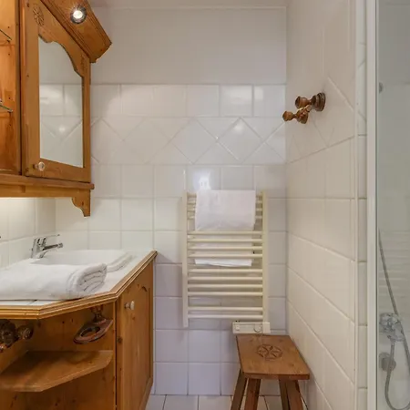 Апартаменты Le Cristal Mb13 Mountain View, Pool, Parking & Free Wifi - Happy