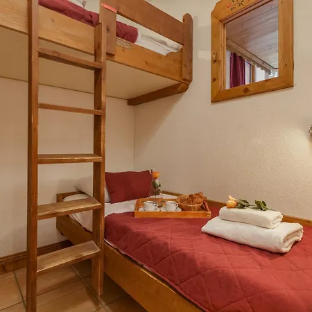 Апартаменты Le Cristal Mb13 Mountain View, Pool, Parking & Free Wifi - Happy *