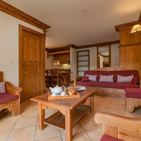 Le Cristal Mb13 Mountain View, Pool, Parking & Free Wifi - Happy *