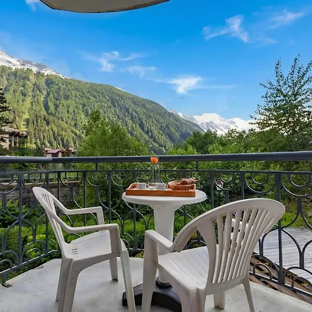 Апартаменты Le Cristal Mb13 Mountain View, Pool, Parking & Free Wifi - Happy