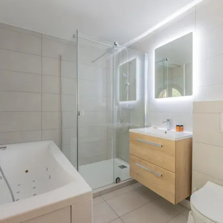 Le Cristal Mb13 Mountain View, Pool, Parking & Free Wifi - Happy Appartamento