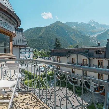 Le Cristal - Mont Blanc 13 - Happy